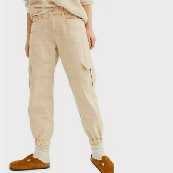 We The Free Pants - Free People Platoon Cargo Pants Khaki denim joggers jeans L